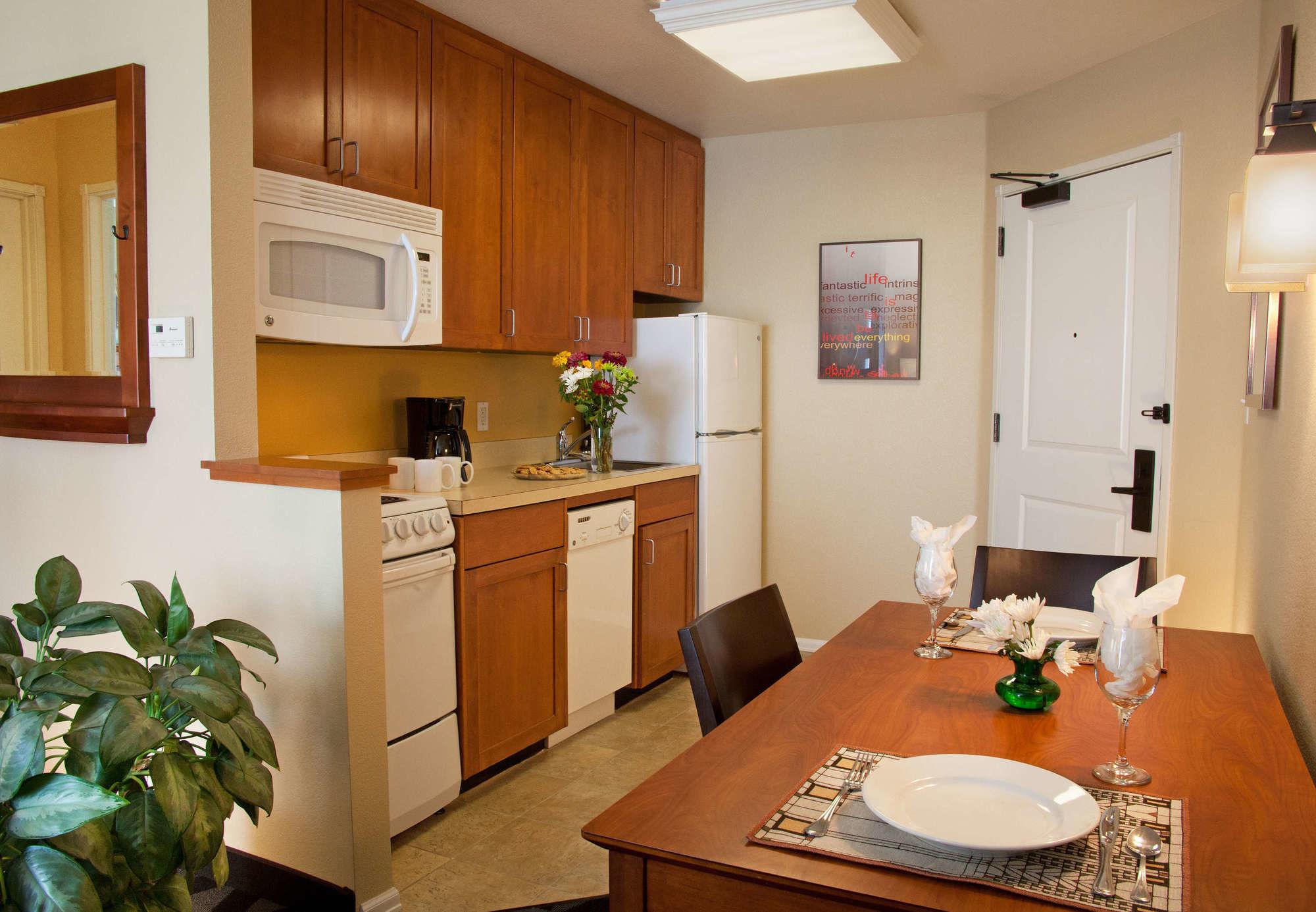 Towneplace Suites Medford Exterior photo